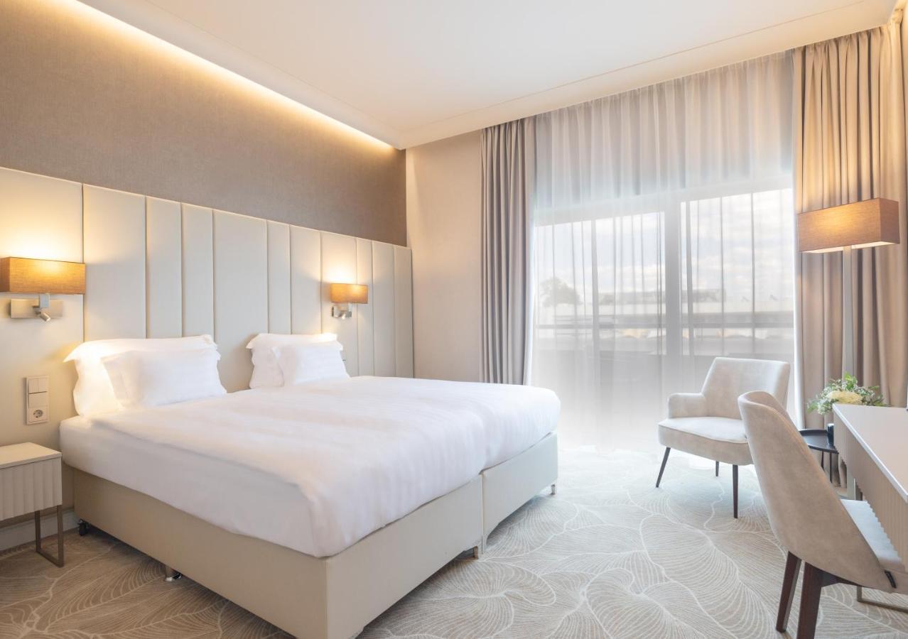 Hotel Gerardus Szeged Ngoại thất bức ảnh